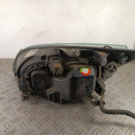 Optique avant principal droit (feux)(phare) FORD FOCUS 2