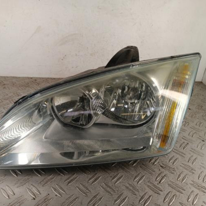 Optique avant principal gauche (feux)(phare) FORD FOCUS 2