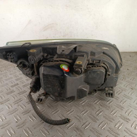 Optique avant principal gauche (feux)(phare) FORD FOCUS 2