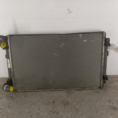 Radiateur eau VOLKSWAGEN GOLF Photo n°1