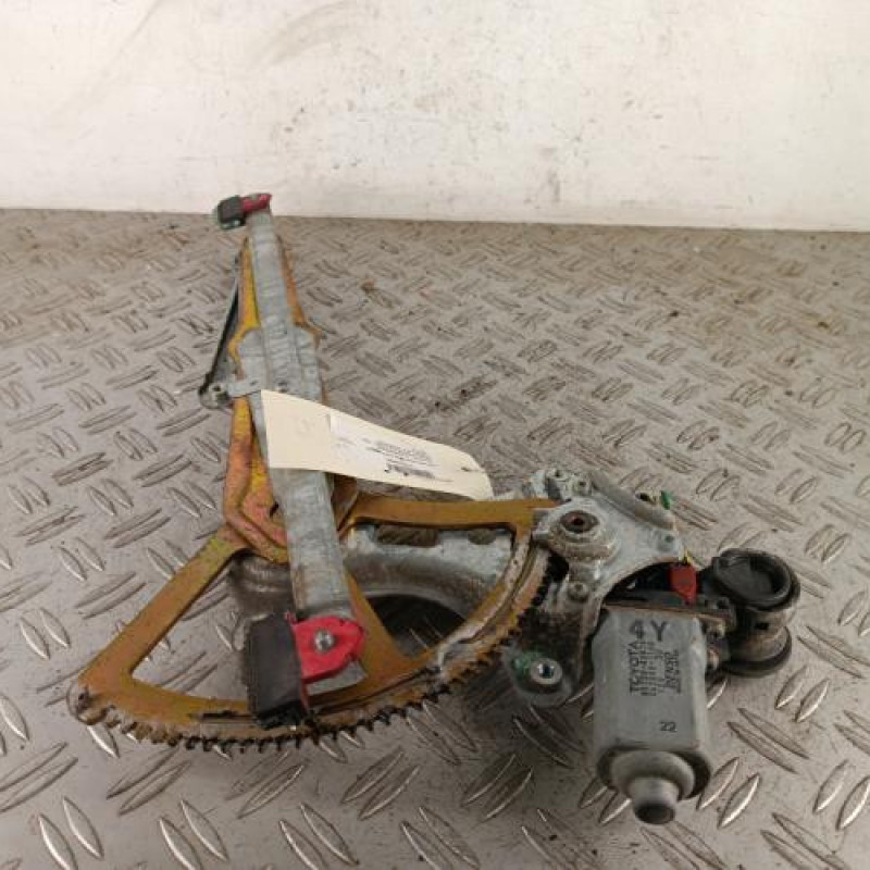 Leve vitre electrique avant gauche TOYOTA RAV4 2