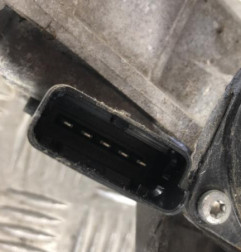 Moteur essuie glace avant droit RENAULT GRAND SCENIC 3 Photo n°3