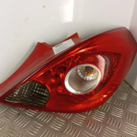 Feu arriere principal droit (feux) OPEL CORSA D Photo n°1
