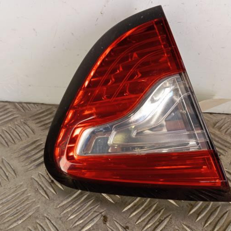 Feu arriere secondaire gauche (feux) RENAULT CAPTUR 1