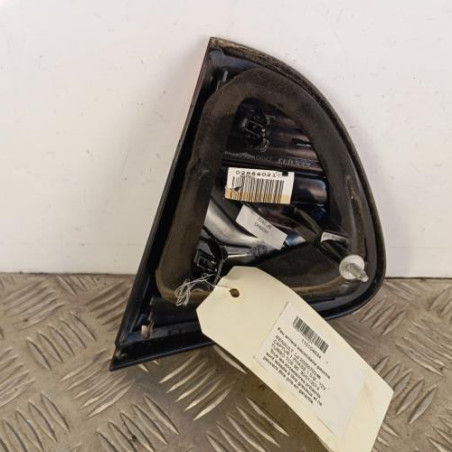 Feu arriere secondaire gauche (feux) RENAULT CAPTUR 1