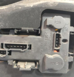 Feu arriere principal gauche (feux) SEAT IBIZA 2 Photo n°4