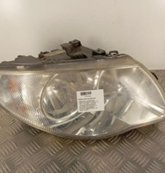 Optique avant principal droit (feux)(phare) CHRYSLER GRAND VOYAGER 4 Photo n°1