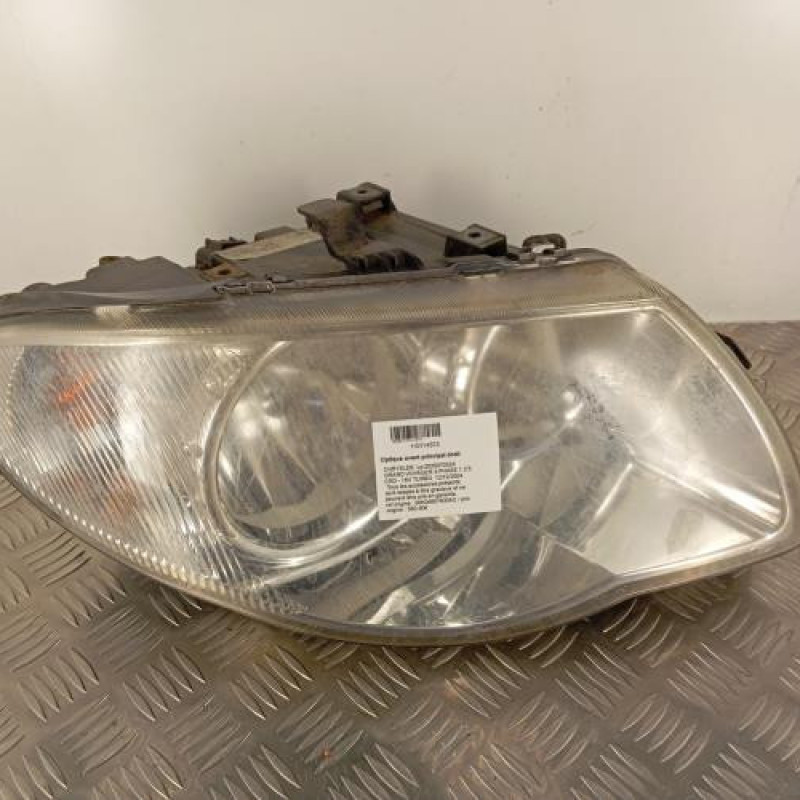 Optique avant principal droit (feux)(phare) CHRYSLER GRAND VOYAGER 4