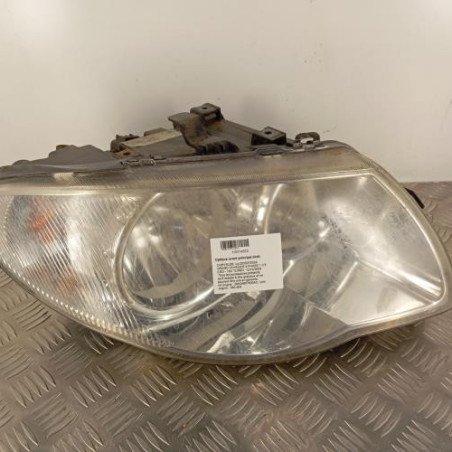 Optique avant principal droit (feux)(phare) CHRYSLER GRAND VOYAGER 4 Photo n°1