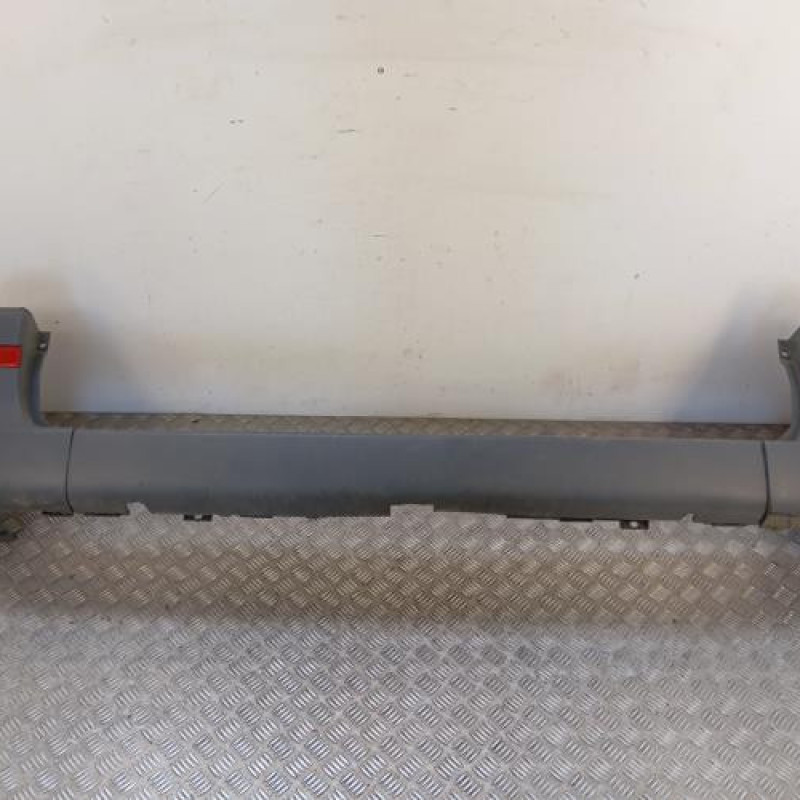 Pare choc arriere MERCEDES VITO 639