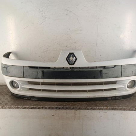Pare choc avant RENAULT CLIO 2 Photo n°1