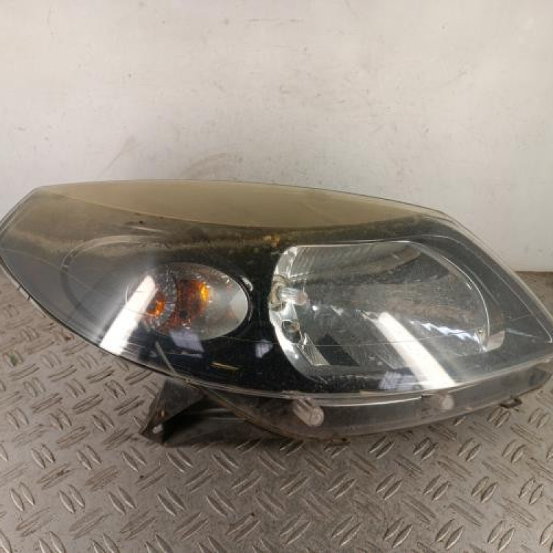 Optique avant principal droit (feux)(phare) DACIA SANDERO 1