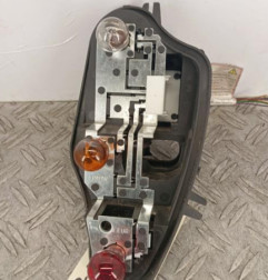 Platine feu arriere gauche CITROEN C3 2 Photo n°1