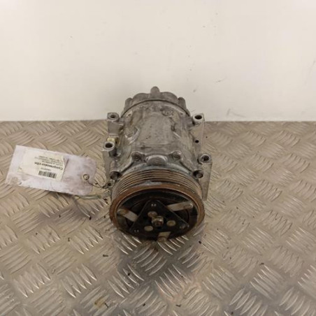 Compresseur clim VOLVO C 70 2 Photo n°1