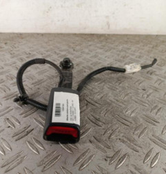 Attache ceinture avant gauche KIA RIO 3 Photo n°1
