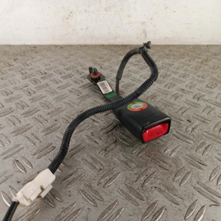 Attache ceinture avant gauche KIA RIO 3