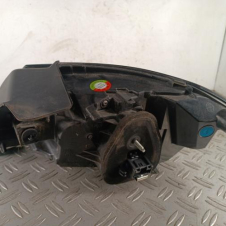 Feu arriere principal gauche (feux) PEUGEOT 208 2