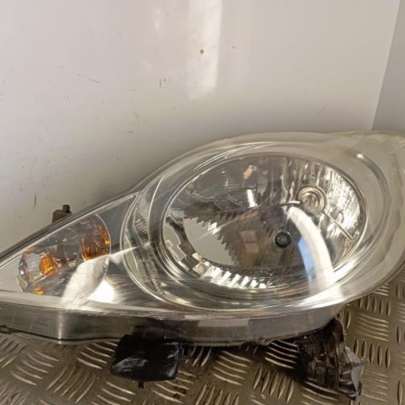 Optique avant principal gauche (feux)(phare) PEUGEOT 107