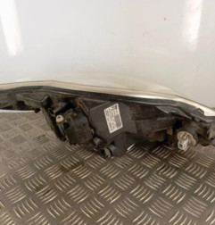 Optique avant principal gauche (feux)(phare) PEUGEOT 107