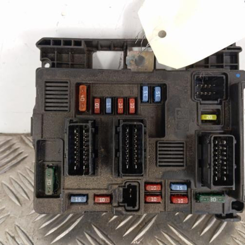 Boitier servitude moteur (BSM) CITROEN XSARA PICASSO Boitier servitude moteur (BSM) CITROEN XSARA PICASSO