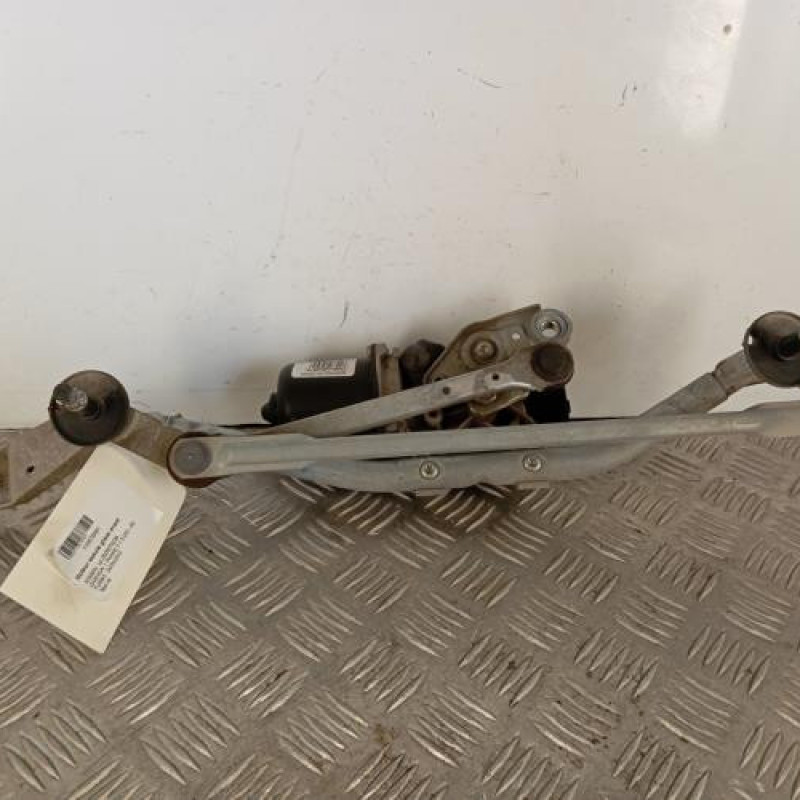 Moteur essuie glace avant NISSAN QASHQAI 1