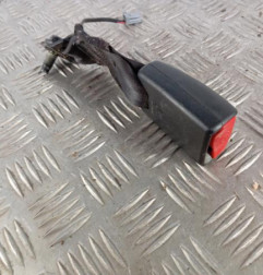 Attache ceinture arriere centrale RENAULT CAPTUR 1