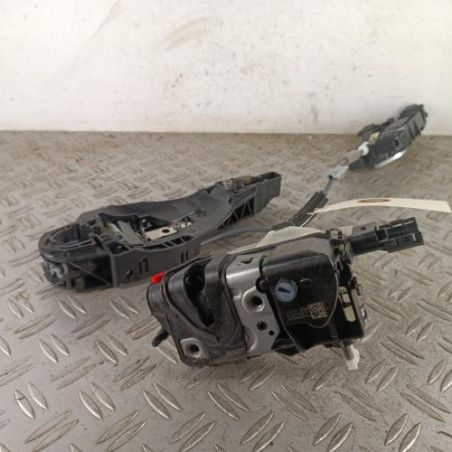 Serrure arriere gauche PEUGEOT 208 2