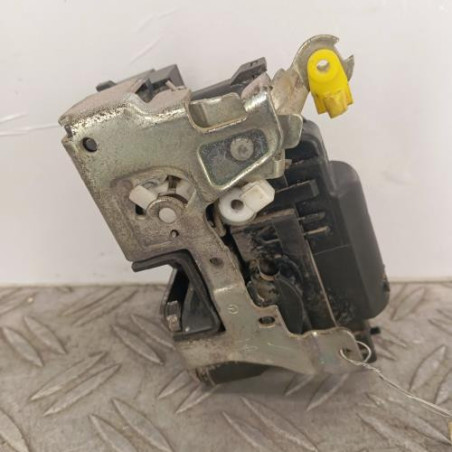 Serrure avant gauche RENAULT MASTER 2