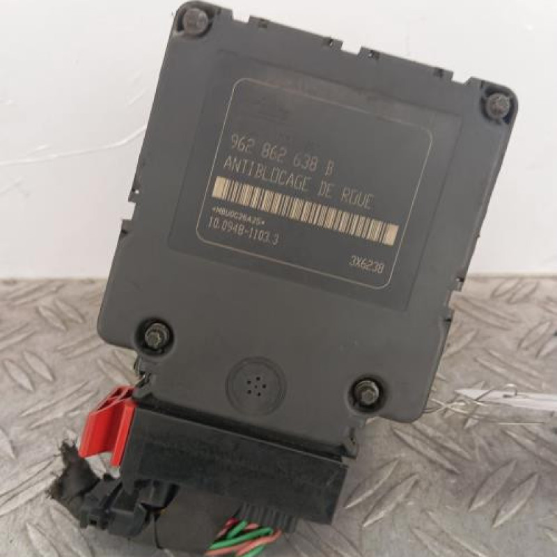 Bloc ABS (freins anti-blocage) CITROEN SAXO Bloc ABS (freins anti-blocage) CITROEN SAXO