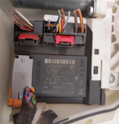Leve vitre electrique avant gauche SEAT ALTEA Photo n°3