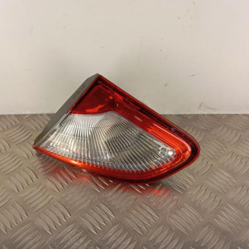 Feu arriere secondaire droit (feux) NISSAN QASHQAI 1