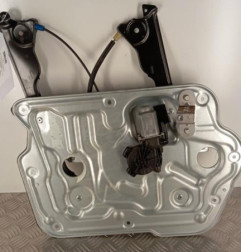 Leve vitre electrique avant gauche NISSAN QASHQAI 1 Photo n°1