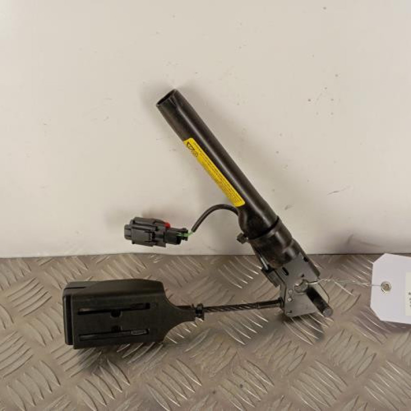 Attache ceinture avant droit RENAULT TWINGO 2