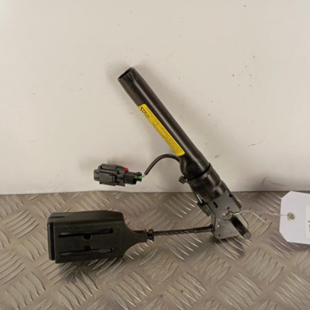 Attache ceinture avant droit RENAULT TWINGO 2 Photo n°1