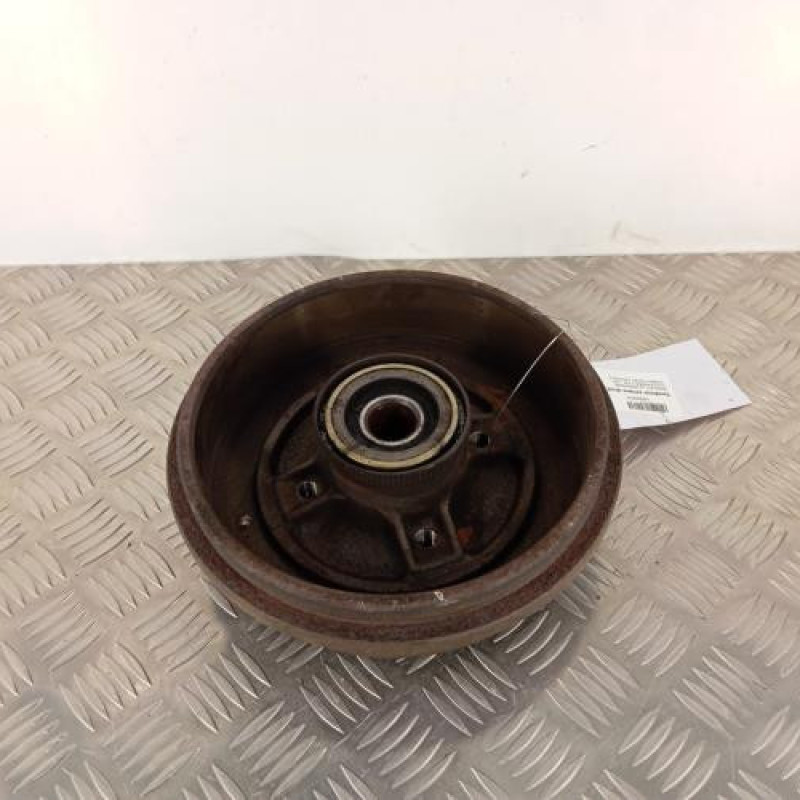 Tambour arriere droit RENAULT CLIO 4