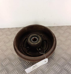 Tambour arriere gauche RENAULT CLIO 4 Photo n°1