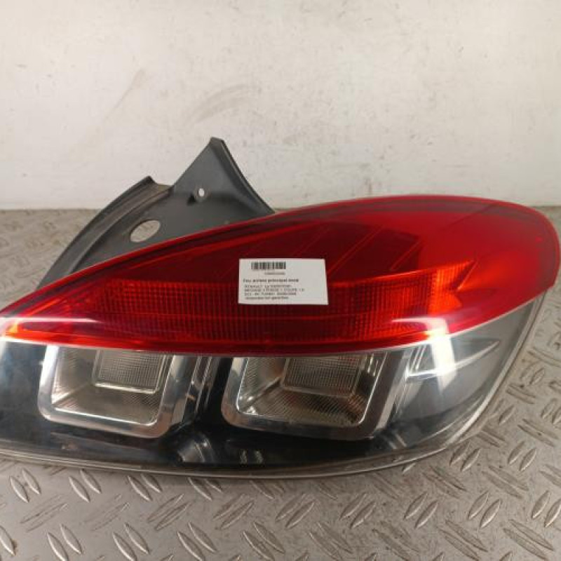 Feu arriere principal droit (feux) RENAULT MEGANE 3 Feu arriere principal droit (feux) RENAULT MEGANE 3