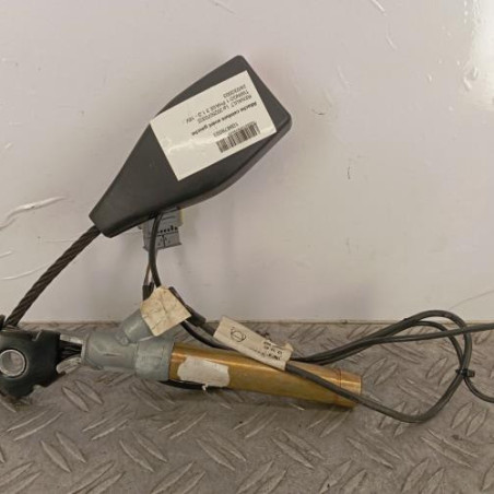 Attache ceinture avant gauche RENAULT TWINGO 1 Photo n°1