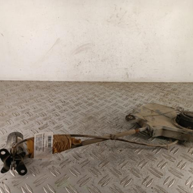 Treuil de roue de secours PEUGEOT 307