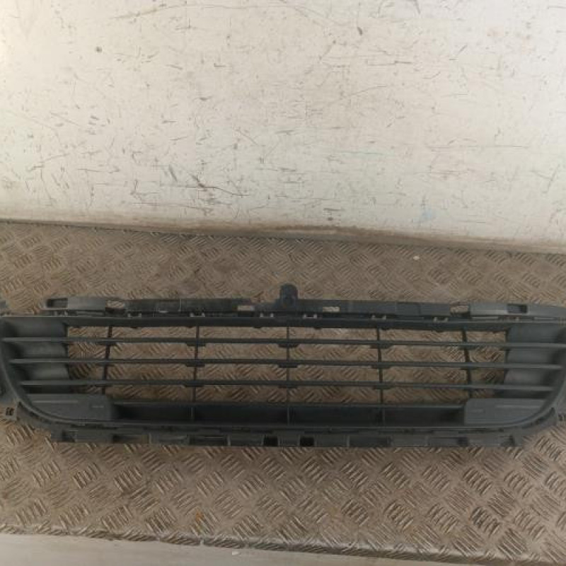Grille de pare choc CITROEN C4 2