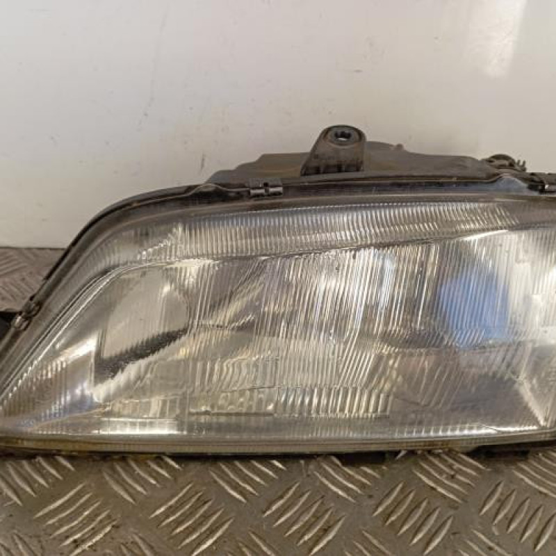 Optique avant secondaire gauche (feux)(clignotant) PEUGEOT 306