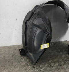 Pare boue avant gauche NISSAN QASHQAI 1