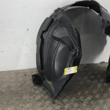 Pare boue avant gauche NISSAN QASHQAI 1