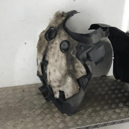 Pare boue avant gauche RENAULT CAPTUR 1
