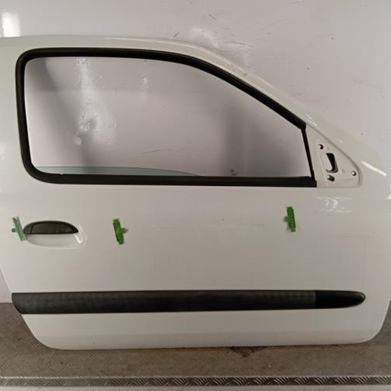 Porte avant droit RENAULT CLIO 2 CAMPUS