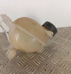 Vase d'expansion PEUGEOT 2008 1