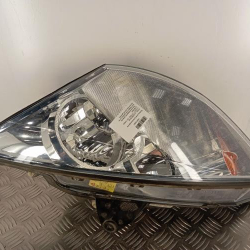 Optique avant principal gauche (feux)(phare) FORD FOCUS 1