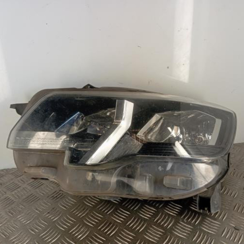 Optique avant principal gauche (feux)(phare) PEUGEOT PARTNER 3