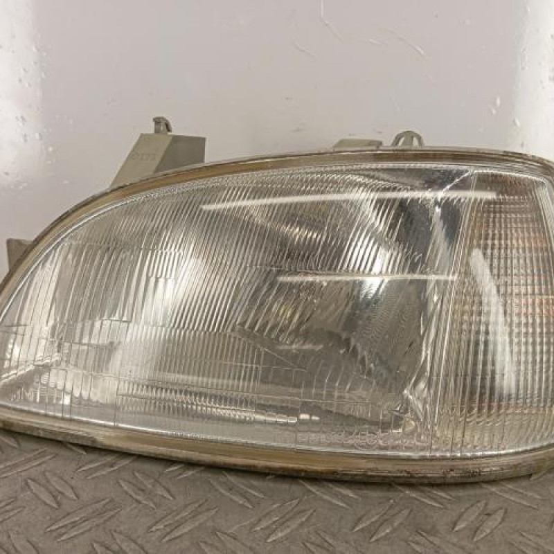 Optique avant principal gauche (feux)(phare) RENAULT CLIO 1