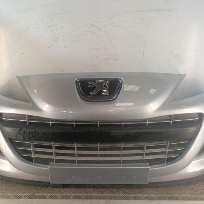 Pare choc avant PEUGEOT 207